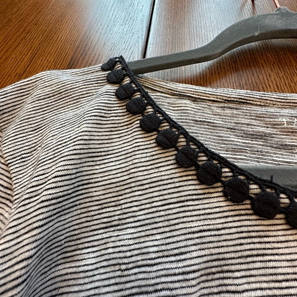 Talbots Striped Jersey Top L - Picture 4 of 8